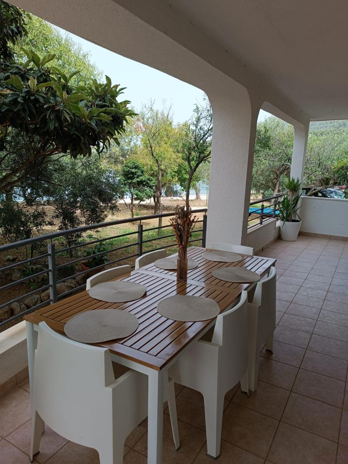 Legin Apartment Zivogosce Exterior photo